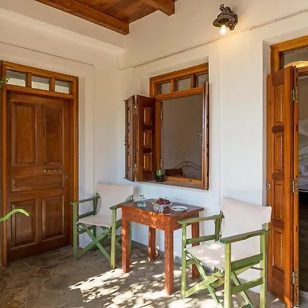 Samaria Studios Khora Sfakion Exterior photo
